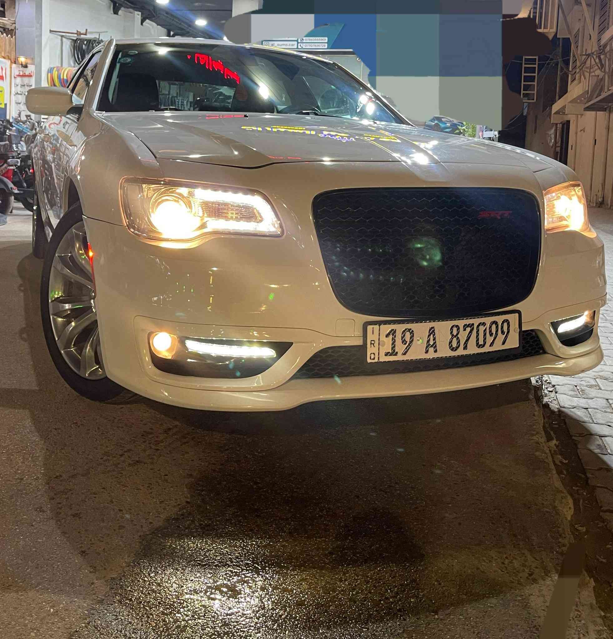 بسم الله الرحمن الرحيم اوباما 2018 دخول جديد قبل 15 يوم دخلت ضباط بأسم عمي قبل 4 ايم ثبتت لوحات السيارة لون ابيض كشنات كهرباء جلد شاشة كبيرة تبريد وتدفئة كشنات تخم تاير ان شديته بيدي مصارلة اسبوع محرك وكير وحدادية كله بالشرط لافتح ولا اي شي تبريد ثلج السيارة حادثة فقط دعامية  بدون ايرباك  بس من اجت فحصتة لكيت بيه كلير باب السايق وصور الحادث مرفق بالصور شرط اسيارة درهم ماتصرف عليها ولاكلوب مشتعل سعر سيارة 239 قفل ***********
