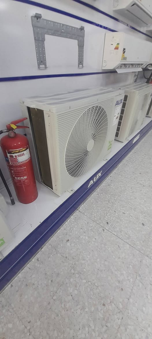 تابع المجهز لبيع وشراء اثاث والاجهزه الكهربائيه المنزليه عامه العنوان نجف حي عدن مقابل الطحان ***********ضرغام تابع تكتك وفيس يوجد خدمة توصيل طلبات بالكروه داخل النجف ملاحظه افتح العصر بسوك الوفاء شارع الصب بالخدمي المطار
