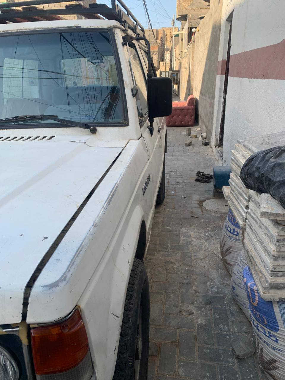 سلام عليكم سيارة لبيع موديل 89 سيارة كاز بسمي رقم انكليزي لسعر 32 وبيه مجال مكان بغداد مدينة الصدر رقم الهاتف ***********
