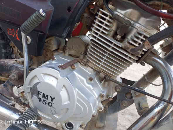 السلام عليكم دراجه للبيع موديل 19 كلك اكفله من السرقه كهربائيات اشاير كلها شغاله محرك ما مفتوح السعر 350 وبيها مجال الرقم  ***********
