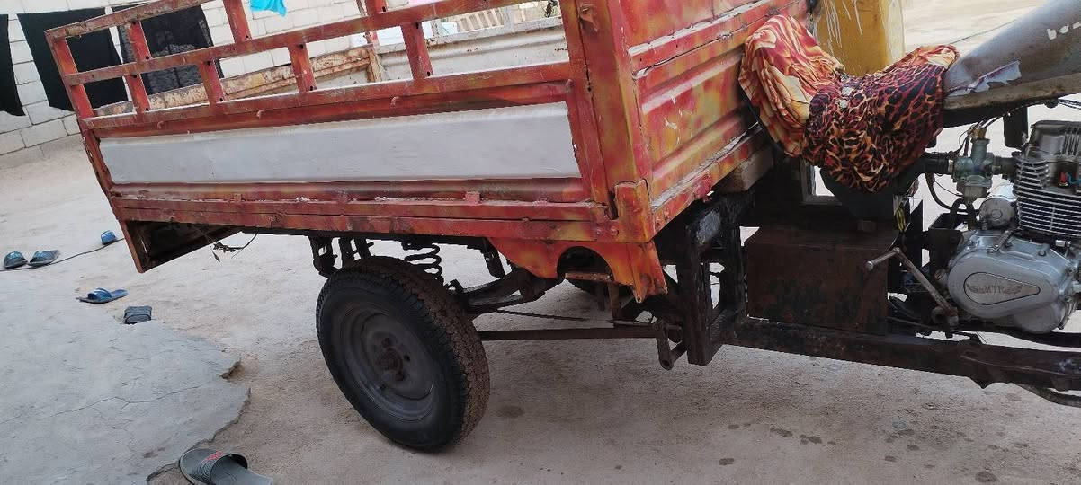 السلام عليكم..
ستوتة MTR رقم ابيض وسنوية منتهيه من2017،الوحه ضايعة بالبيت، وراعيه المشتري منه موجود بس الباسمه السنوية ما اعرفة، الشاصي مكفول من كلشي والباقي شوفت عينك، السعر 600والشراي يدلل، عنواني البصرة /الزبير ـ المربد القديم.
 ***********
