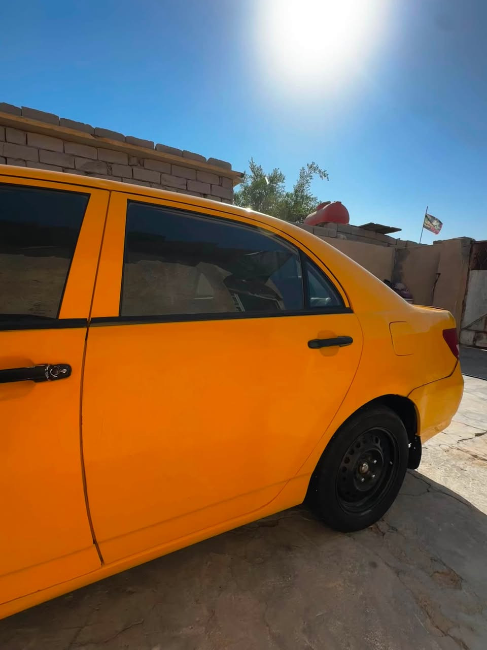 للبيع BYD موديل 2019
• رقم السيارة: البصرة
• ⁠مكينة جديدة
• ⁠منظومة التبريد والكهربائيات جديدة بالكامل 
• ⁠السيارة مصفرة هيئة، والغرامات مسددة
• ضربة سابقة في باب السائق وتمت إعادته على البارد
• العطل الحالي: عينه وصينية الكير فقط.

السعر 50 وبيها مجال للشراي 

📍 البصرة – الزبير
📞 للاستفسار ( *********** )
