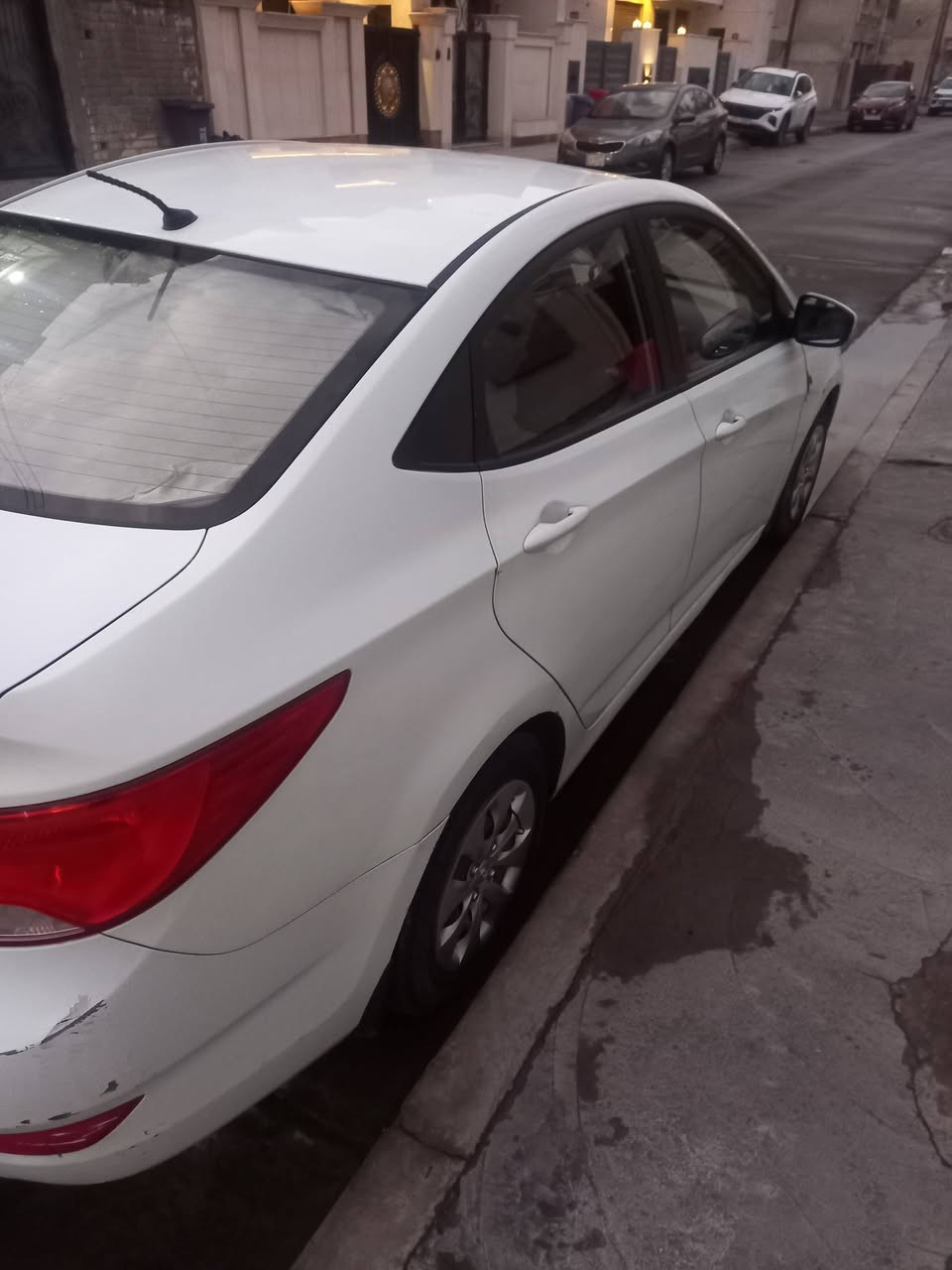 سلام عليكم اكسنت موديل ٢٠١٦ خليجي محرك ١٤٠٠ لون ابيض تحكم استيرن مخرج اوكس ويواسبي رقم بغداد 
السعر ٧٠ ورقه
