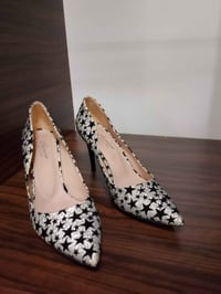 أحذية نسائية جديدة موديلات جديده باسعار مغريه للطلب والاستفسار الاتصال...