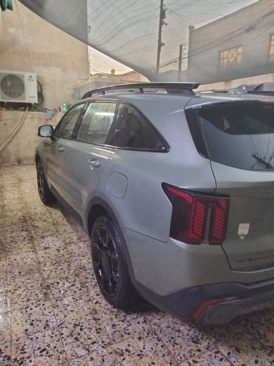 سلام عليكم سورنتو وارد امريكي موديل 25 ماشيه 12الف فول الفول أعلى مواصفات للبيع بسمي السعر 285 بيها مجال بسيط للاتصال ***********
