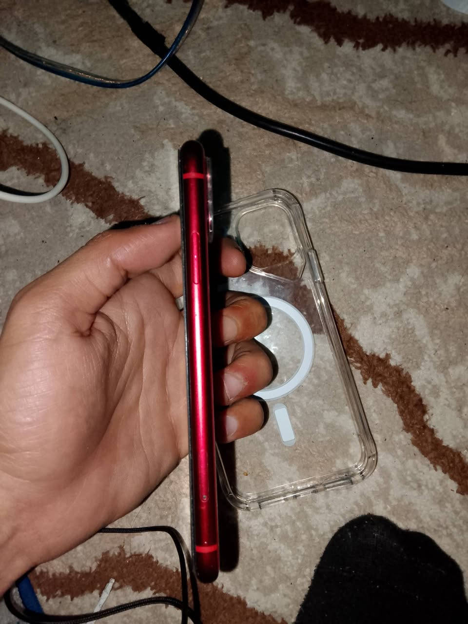 ايفون 11عادي للبيع
لون أحمر 
المسافه 128
مبدل بطاريه 74 شرط رقم واحد
بس فطر بل لمس ما يثر 
ليس ايدي شغل شرط
حيل نضيف 
سبب للبيع محتاج افلوس
السعر 275الف و بي مجال قليل الطيبين
وتساب ***********
