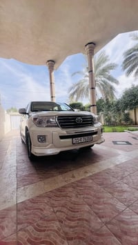 لاندكروزر GXR • ٢٠١٤ • ٤٦٠٠