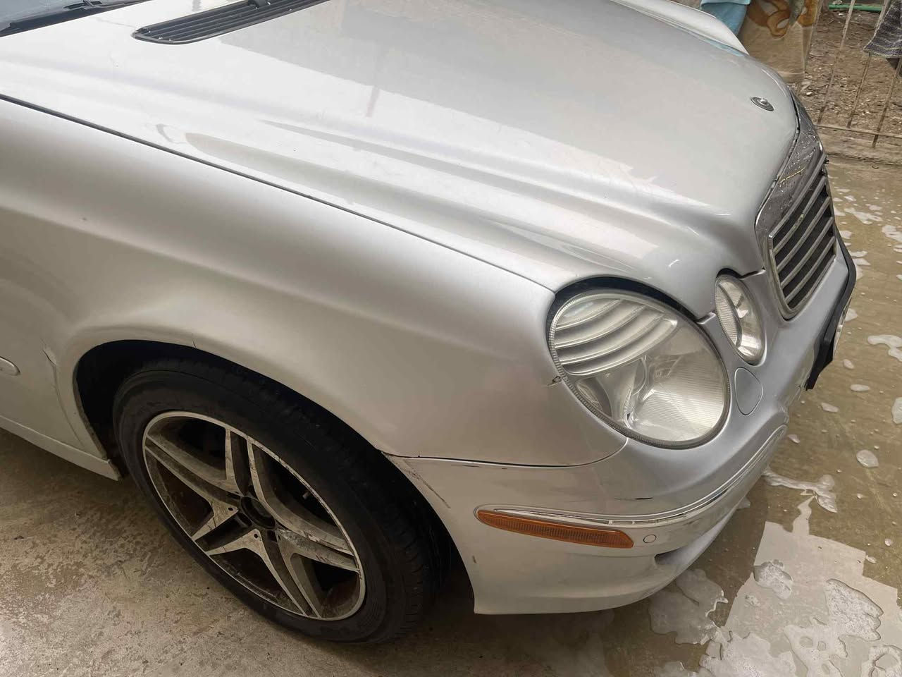 للبيع مارسدس ٢١١ موديل ٢٠٠٨ محوره بطه سياره جديده لوك وكلشي شغال بيها سياره رقم ادهوك ابسم شرك بادهوك وشركه ماندلها تخم تاير حداديه كهرباايات تبريد كله شغال كيجات شغاله كلها سعر ١١٠ بيع ومراوس مكان سياره بغداد العبيدي ***********
