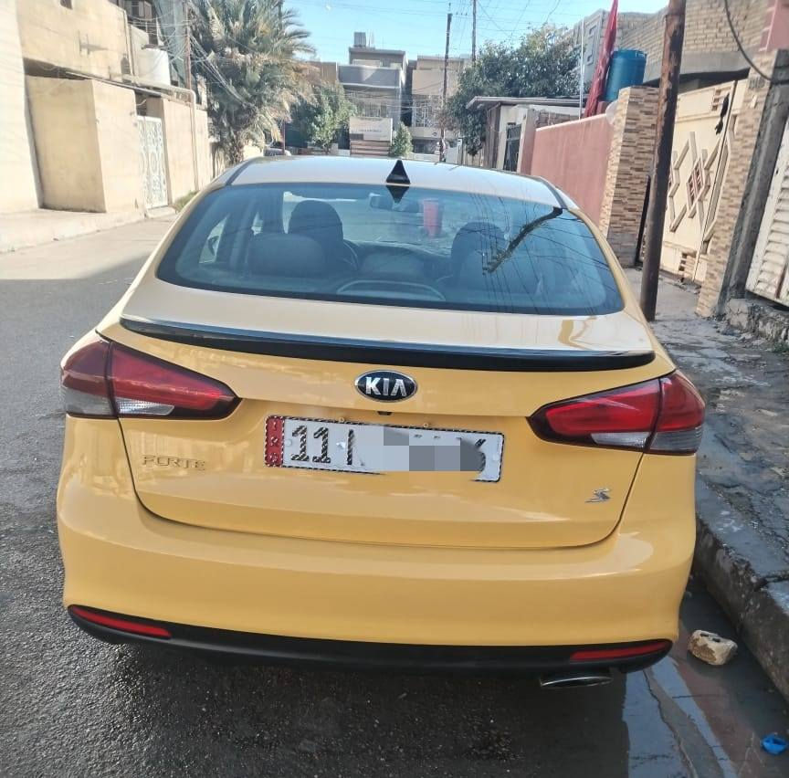 السلام عليكم كيا فورتي امريكي موديل 2018 رقم بغداد الجديد سيارة جاهزة مابيه اي نقص محرك 2000 دوش تخم تاير جديد صدر حدادية كل جديد  السعر 125 ورقة للاستفسار الاتصال على الرقم ***********
