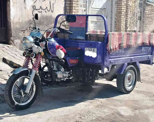 السلام عليكم شباب ستوته للبيع جمره كربلائيه 
 موديل 2023 طالعه ب 2025/10/1 مرقم جاهز لوحات وسنويه للاستفسار ***********
