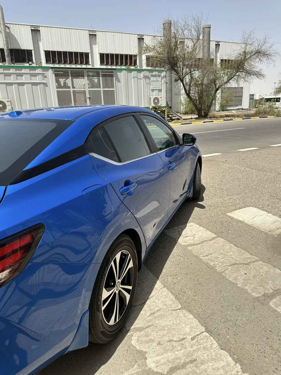 سنترا موديل 22مواصفات sv
ضرر فقط بنيد حادث سطحي 
راديترات كير مكينه شواصي مكفولات على وضعهن البلادي
سياره ماشية 40 الف
مكينه 2000
مواصفات 
رادار امامي 
حساس خلفي
كامره دواره
مانع انزلاق
بريك طوارئ
نقط عمياء
تحذير تصادم
مثبت سرعة
تحكمات ستيرن
وبعد بيها هواي مواصفات 
السياره حلوه وجاهزه مابيها نقص ابد
صارت بيها ضربه بسيطه بالجاملغ صفحة السايق على كد صبعين ترجع بارد
رقم بصرة معوقين وبيها وكاله عامه
السيارة جاهزه تايرات حدادة مكينة كير تبريد كله مكفول

السعر140 وبيها مجال

رقم تلفون ***********
