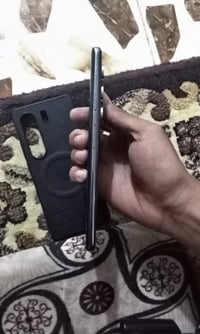 تگنو كامون 40 برو • ٢٥٦ جيجا • رمادي الملعب