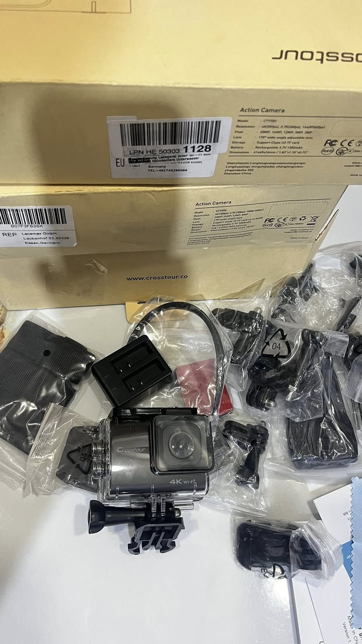 وثّق لحظات سفرك بدقة 4K! كاميرا احترافية مع كامل ملحقاتها للبيع.
1-دقة التصوير: 4K فائقة الوضوح (تصوير سينمائي للرحلات والمناظر الطبيعية).

2-الميزة الأهم: تدعم الربط اللاسلكي مع الهاتف (Wi-Fi/App) لنقل الصور والفيديوهات فوراً ونشرها

.

3-التصميم: حجم مثالي للسفر، خفيفة الوزن ولا 

تأخذ مساحة في الحقيبة

4-بطارية إضافية (لضمان استمرار التصوير طوال اليوم).


**إذا كنت صاحب هذا الإعلان وتريد حذفه لأي سبب، رجاءا أرسل رسالة إلى الدعم الفني**