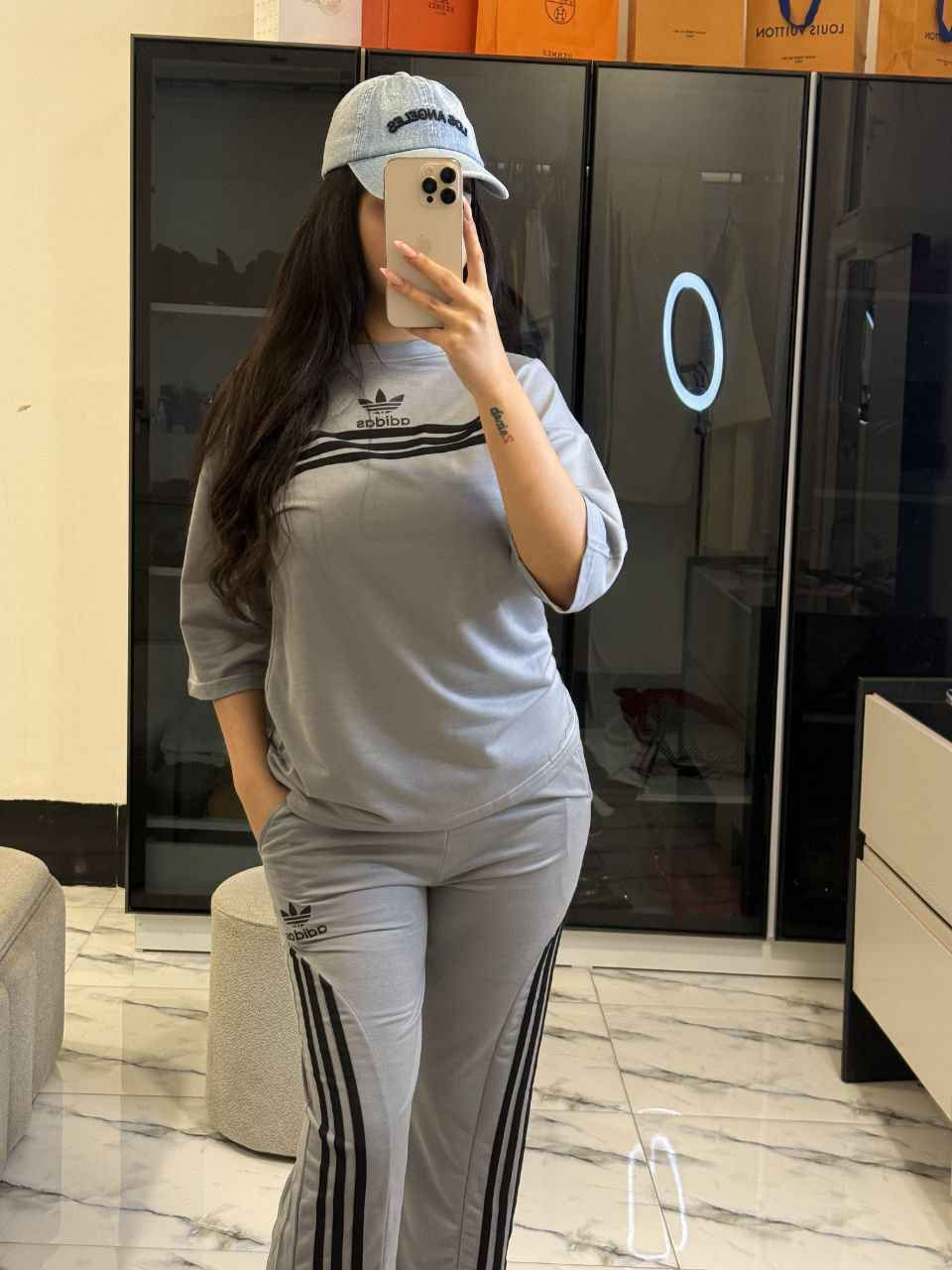 تراك نسائي

خامة توفيليس مطاط

L. XL. 2XL.3XL.

الدرزن 80
سعر القطعه مفرد 16الف

توصيل جميع المحافظات 5 الف بغداد, العراق


**إذا كنت صاحب هذا الإعلان وتريد حذفه لأي سبب، رجاءا أرسل رسالة إلى الدعم الفني**