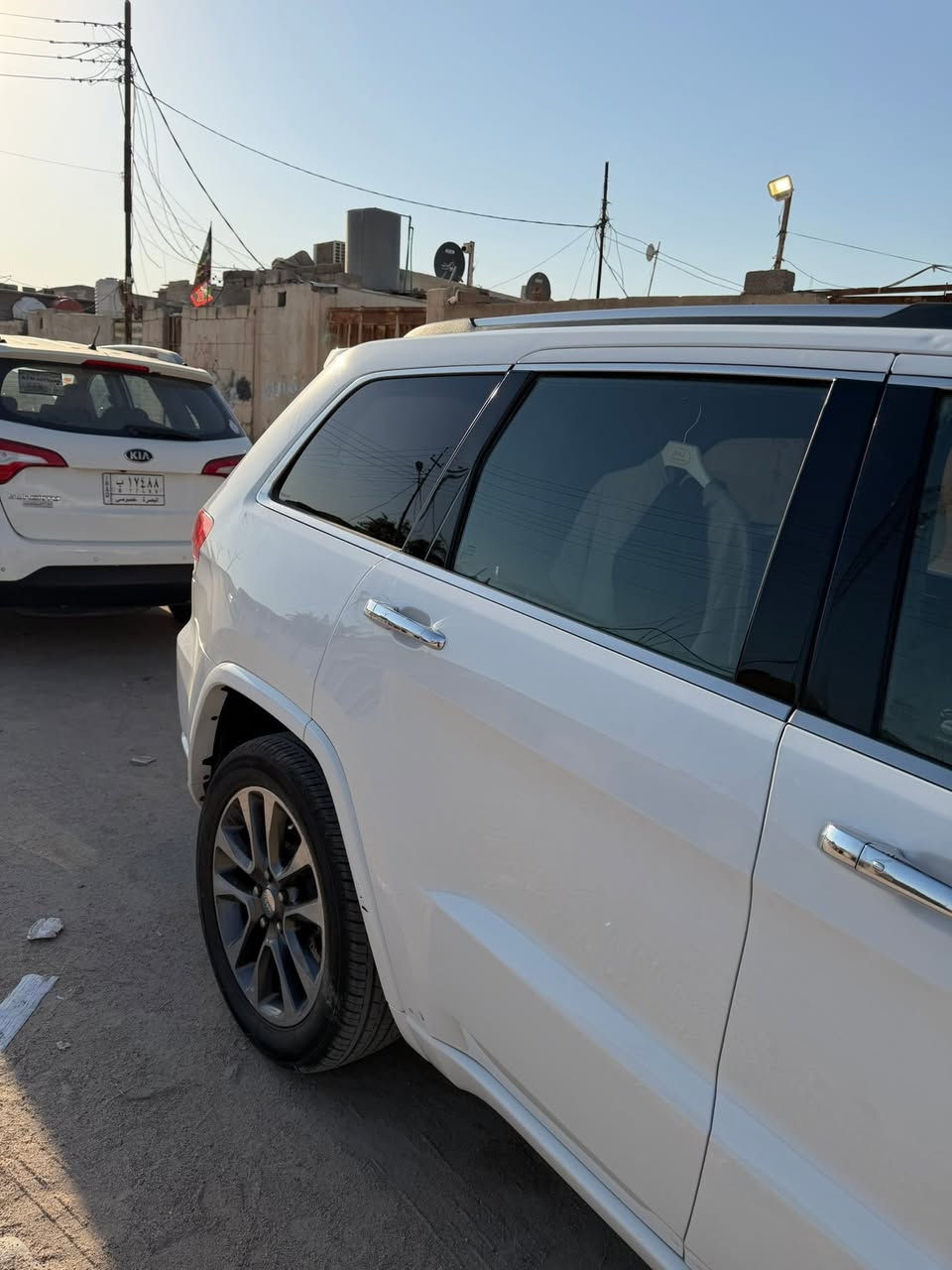 جيب شاروكي موديل 2018 مكينه 3600
سياره فول مواصفات للاخير كشنات تدفئه وتبريد حساسات مانع تصادم رادار بانوراما جكات تصعد وتنزل مري قلاب سستم صوت سياره ستعمال شخصي وجديده ماشيه 90 ميل
ملاحضه . سياره وارد كندي نضربت ضربه خفيفه بلباب مال الراكب وسويتها bdr بيها زلغين ماكحلتهن ضلن مثل ماهنه
السعر 255 رقم بصره باسمي سنويه وهزه جديد مكان البصره
***********
