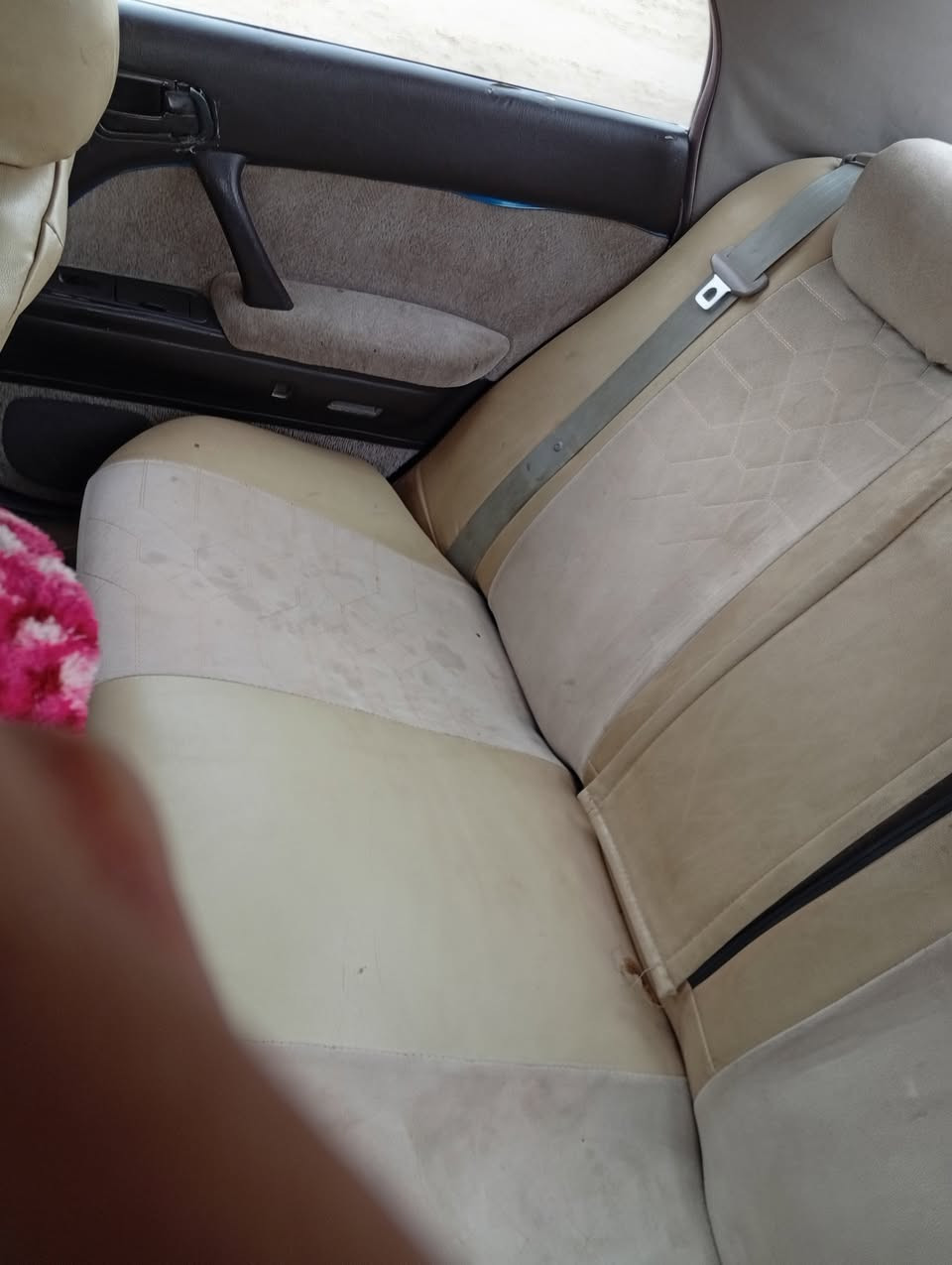 السلام عليكم سياره بطه 92 مقفوله ماكينه وقير تحويل ثاني يوم كله شرط ماكينه وقير شاهده حاويه حداديه وتخم ثاير وين ما تريد الوان ناصريه السعر 
60 بها مجال
 ***********
