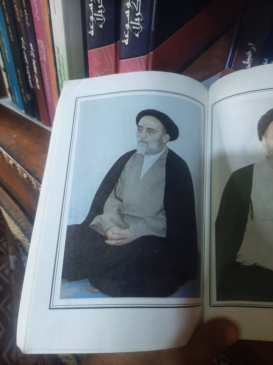 📚الشمس الساطعة 
(سيرة العلامة الطباطبائي)
✍الطهراني
(صاحب كتاب الروح المجردة)**
🕍الطبعة الاولى
٤١١ص
💸السعر :5.000
الف
رئاسة العبيدي 
او 
المتنبي الجمعة
***********
