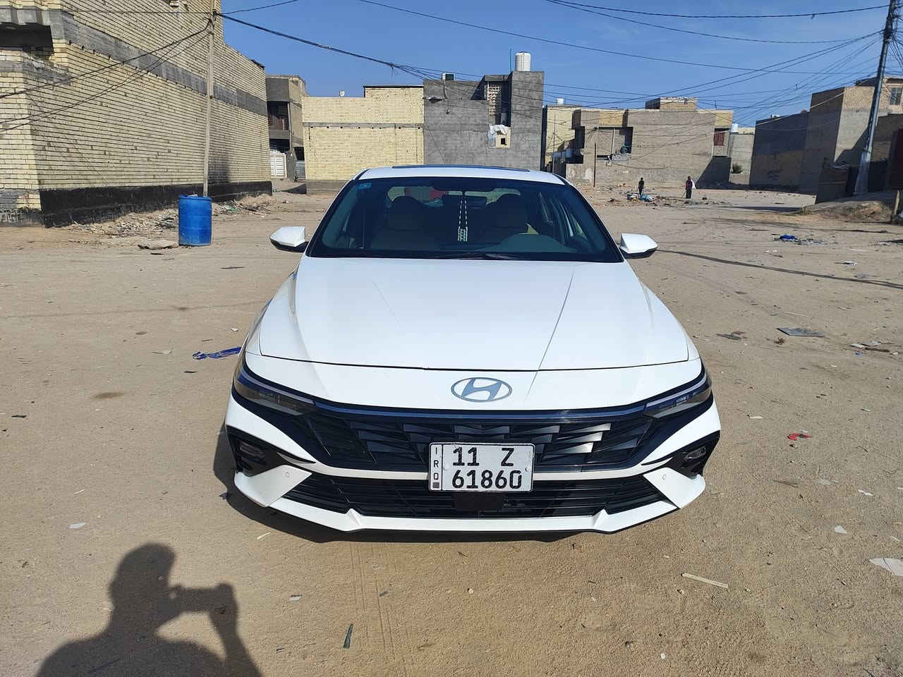 النترا خليجي موديل 2025 محرك 2000دوش السيارة كورية مو تجميع صيني
كفالة عامة ماشية 23الف
المواصفات
مري شفط 
فتحة سقف
ثلاث انضمة قيادة وي كل نضام تتغير العدادات 
العدادات شاشة ديجيتال
كشنات مخمل اوف وايت
شحن واير ليس
تشغيل عن بعد 
وباقي المواصفات معروفة
السيارة بعدها بإحالة الشركة قبل 3اشهر نازلة للشارع
السعر 200
مكان السيارة كربلاء
***********
***********
