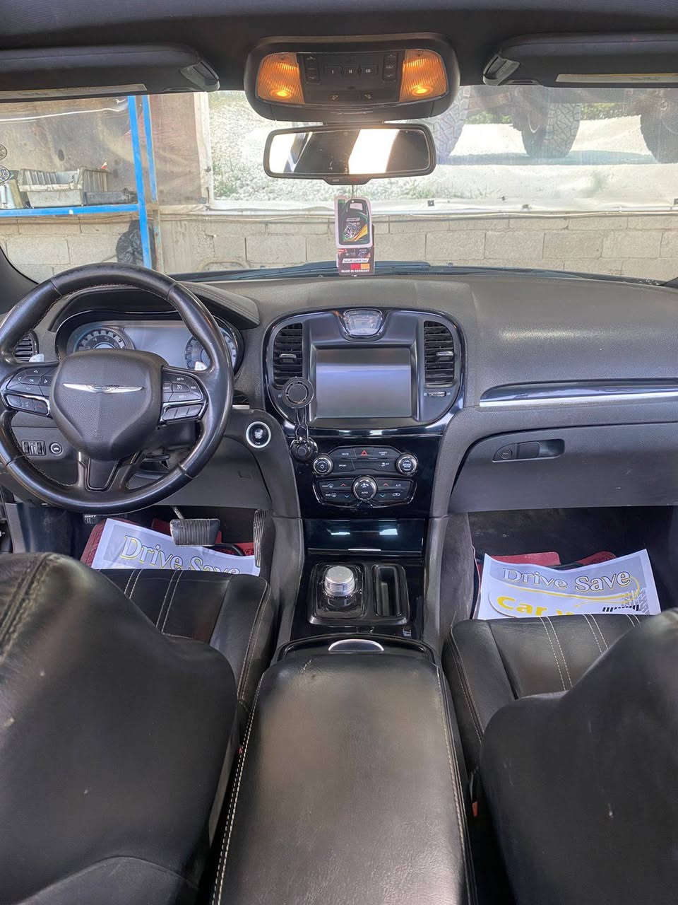 سلام عليكم من رخصت ادمن 
اوباما 2018 اصل اصل امريكي s300 فول مواصفات 3600 سلندر 6
كشن جلد 
ماشية 87ميل 
بنراما قطعتين 
زنون اصلي 
بصمة 4
جام اوتو 
ثلاجة 
ثلاجة كلاسات 
كشن تدفئة
شاشه بلادي
بعد هواي مواصفات معروف s
حادث جهت صدر باب امامي مبدل بلادي جاملغ امامي مصبوغ
خلفيات كلير فقط رقم اربيل بسمي تحويل 
سعر تصل وتدلل
عنوان بغداد دورة ***********
