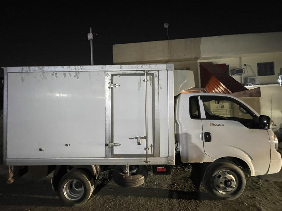 السلام عليكم كيا براد موديل 2018 تبريد امامي خلفي وع الكهرباء كله شغال ماشيه 170 الف مكانه بغداد جميله 
سعر 190 وبيه مجال 
للاستفسار ***********
وبي واتس اب
