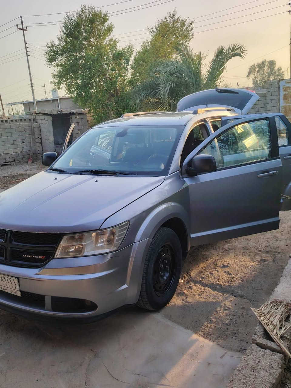 سياره جيرني ستيشن لبيع ١٢٠وبيه مجال واتصال على  هذا رقم *********** المدينة, البصرة
