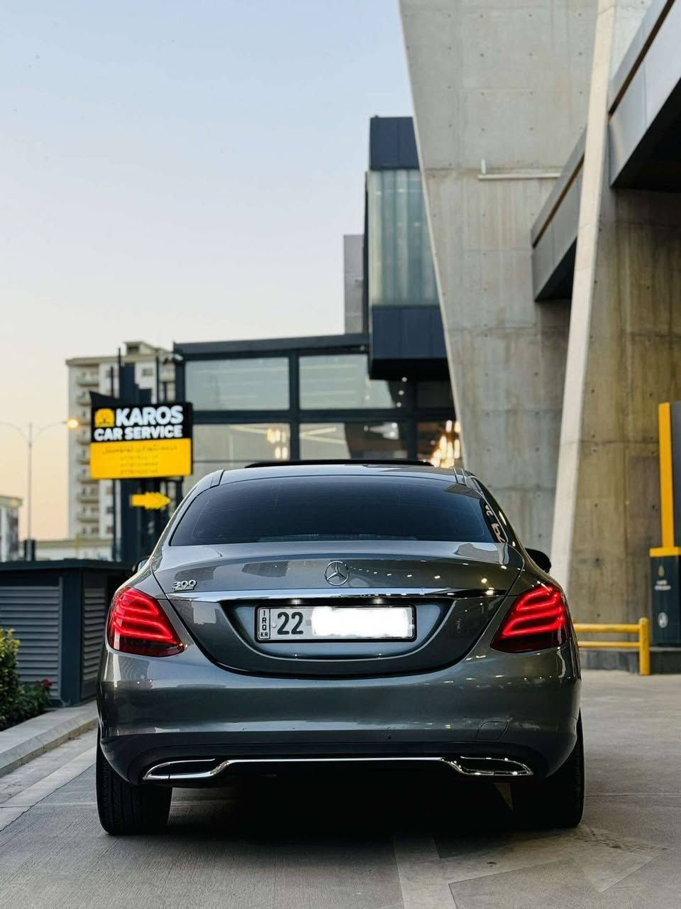 مرسيدس c300 موديل 17 وارد المانيا
محرك 2000 توربو ارغب نوع نظام الدفع خلفي ( تو ويل )
كير محرك كهربائيات كفاله عامه برغي ممفتوح بيها
صور السونار مرفقه
رقم سنويه هزة فحص جديد
وكاله او تحويل نفس اليوم
المواصفات ..بيه باج تضليل من مرور أربيل 
فووول مواصفات : داخل جلد اسود .. كشنات هيتر + تبريد .. كشنات خزن .. كشنات كهرباء .. بانوراما .. دبل ماوز .. ساماعات بروماستر . بصمة تشغيل .. بصمة ابواب .. رادار جانبي .. رادار امامي .. شاشة جبيرة .. كاميرا دواره .. ستيرن خزن وكهرباء .. لايتات ليد .. بك لايت ليد .. دواخل ليد متغير .. مري شفط وكلاب .. دواخل مطعم صاج .. حساسات خلفيه .. تبريد مركزي قطعتين ..السعر 180 وبي مجال للاستفسار ***********
