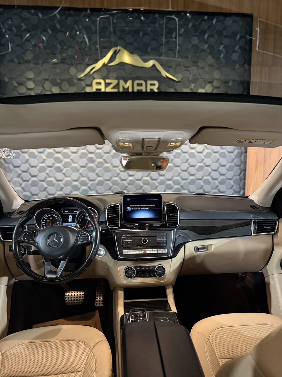 Mercedes benz GLE 43s
ارخص سعر بكل العراق 🔥 395$ ورقة
 خليجي وكالة BCM
موديل : 2019🔥
ماشية ٨٠ الف كيلو فقط
لون ابيض و داخل كريمي
فول مواصفات 
بنوراما وبصمات وبانوراما وجكات وشاشات ورادارات وحساسات وكامرا 360 درجة وكشنات جلد تدفئه وتبريد وخزن وصندوك كهرباء ونقطة عمياء  و بعد هواية مواصفات متنذكر
السيارة هيدفون و كونترول الوكالة باقية بيها 🔥

السياره مكفول كفالة عامة كير و محرك و كهربائيات علا وضع الشركة🔥
السيارة مرقمه وجاهزة
السعر : 395$ ورقة🔥
للاستفسار: ***********
العنوان : السليمانية المعارض الجديده شركه ازمر اوتو معرض رقم ٣٤
