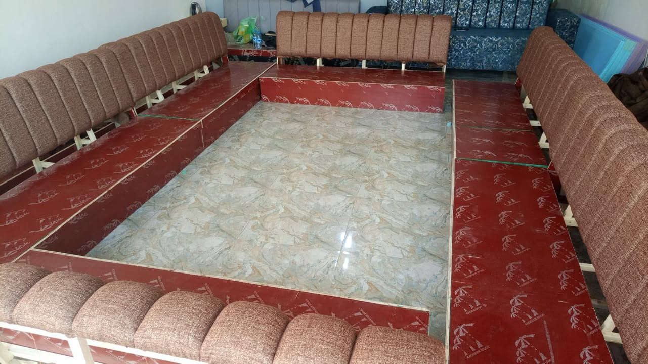 سعر متر ٧٠ الف بلاويد احمر والظهر بلاويد احمر اسفنجه اكسترا ظمان مفتوح معه كوشات وطبله وسط هديه العنوان دلي عباس


**إذا كنت صاحب هذا الإعلان وتريد حذفه لأي سبب، رجاءا أرسل رسالة إلى الدعم الفني**