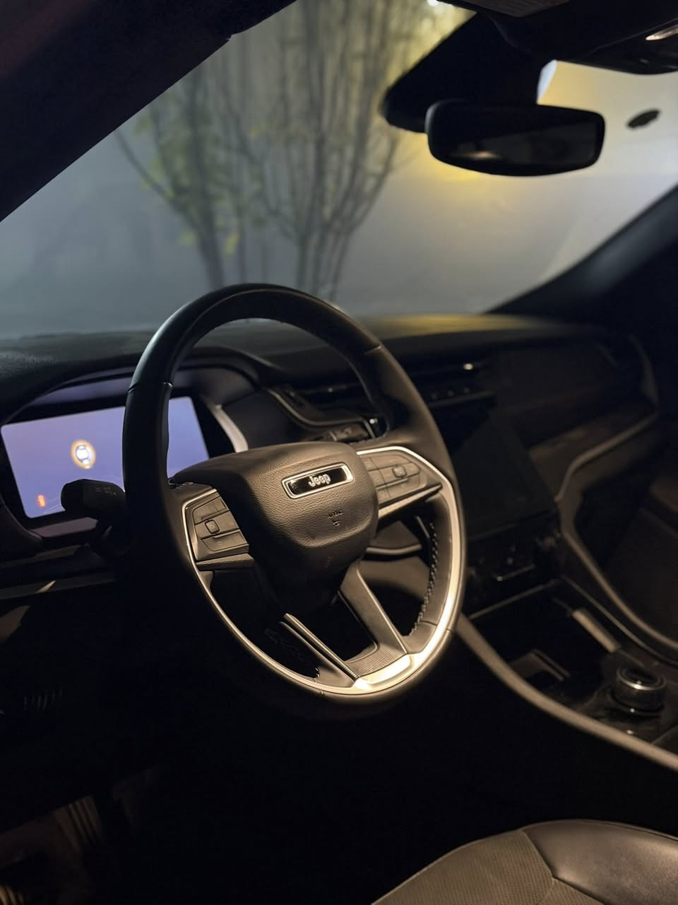 السلام عليكم 
جيب موديل 2024 بلاك توب
ضرر قطعتين جاملغ خلفي وباب خلفي
فقط ايرباك البردة طاك بجم كبس
رايدها مراوس شعندك سيارة دزلي 
*********** متواجد واتس آب
