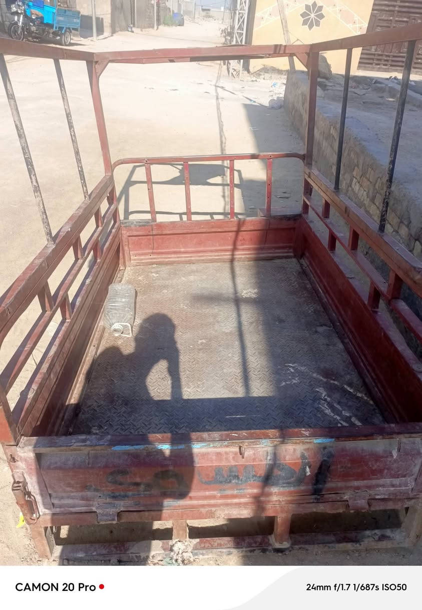 بدي ستوته نضيف هوه وصناديك ورباط مال محجر مالتهه ب 150وبي مجال ***********
