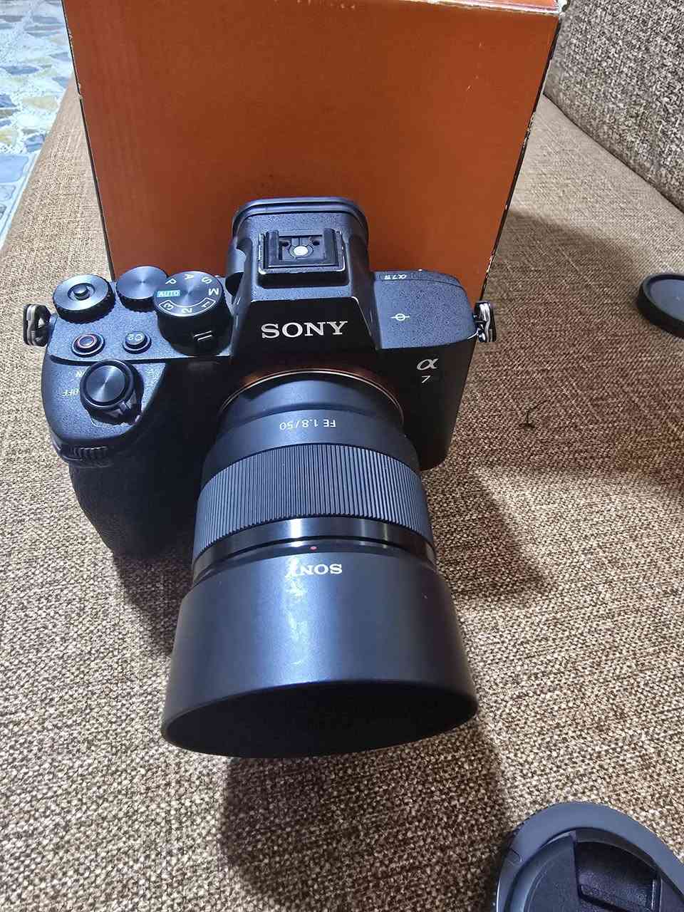 سوني a7V
عدسه 50ملم
رونين ponln
اخو جديد
الاتصال على الرقم ***********
