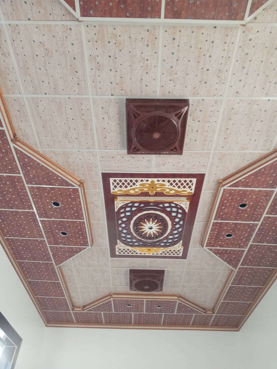 ***********
احمد
