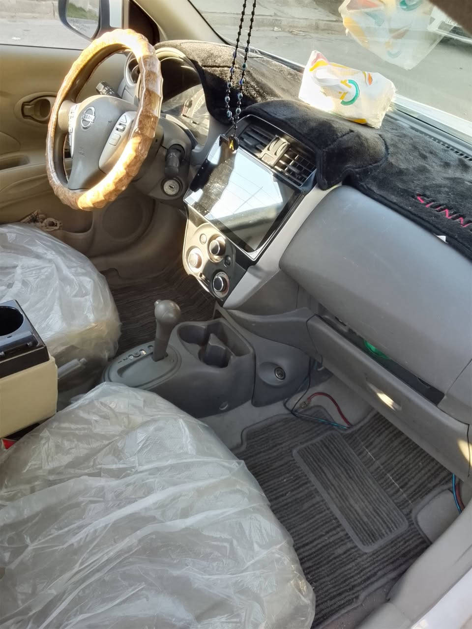 السلام عليكم سياره جاهزه ٢٢ بغداد ٣ قطع جاملغات السعر ٩٥ ***********
