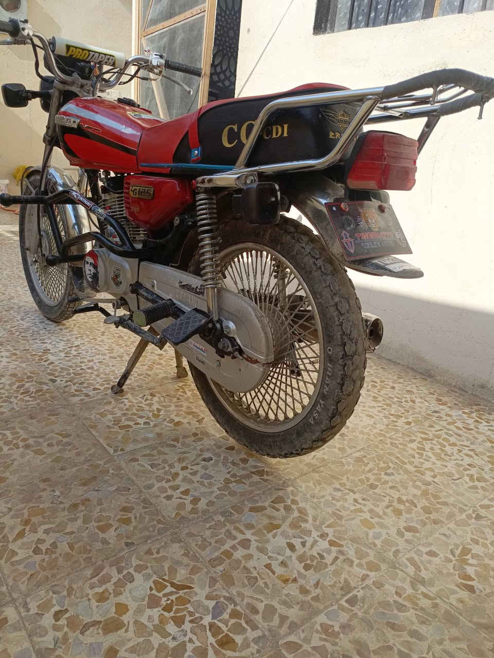 مكلف بل نشر تايكر 20 ما مفتوح نضيف مكينة خرسة و ناعمة مال جناي الماطور كلو شغال ما  يعوزو ربع السعر 450 و بي مجال للطيبين


**إذا كنت صاحب هذا الإعلان وتريد حذفه لأي سبب، رجاءا أرسل رسالة إلى الدعم الفني**