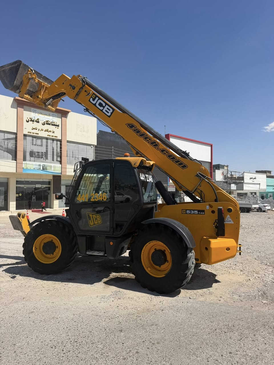 Jcb للبيح. ٢٠١١. كير محرك كولو شرط. ره قم سليمانيه فحص هه زه. سنويه جديد.  تحويل. شرط    
***********  وه تساپ
