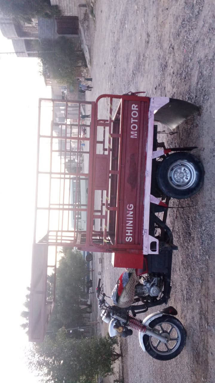 السلام عليكم ستوته للبيع نظيفه موديل 19 ما ابيع كل شي جاهزه للشغل السعر مليون و 400 1 وبيها مجال مجاني خمسه كيلو حي الزيتون *********** بي واتساب بيها اوراق
