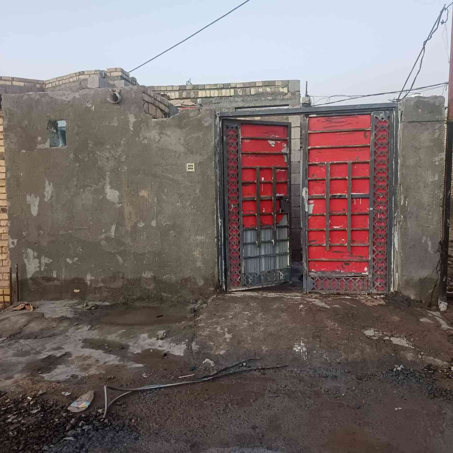 بيت رقم المساحة 100متر نهاوندالرابعه هذا رقم صاحب اليت ***********  انه مكلف بالنشر فقط المعلومات يم صاحب البيت سيداحمدالطالقاني
