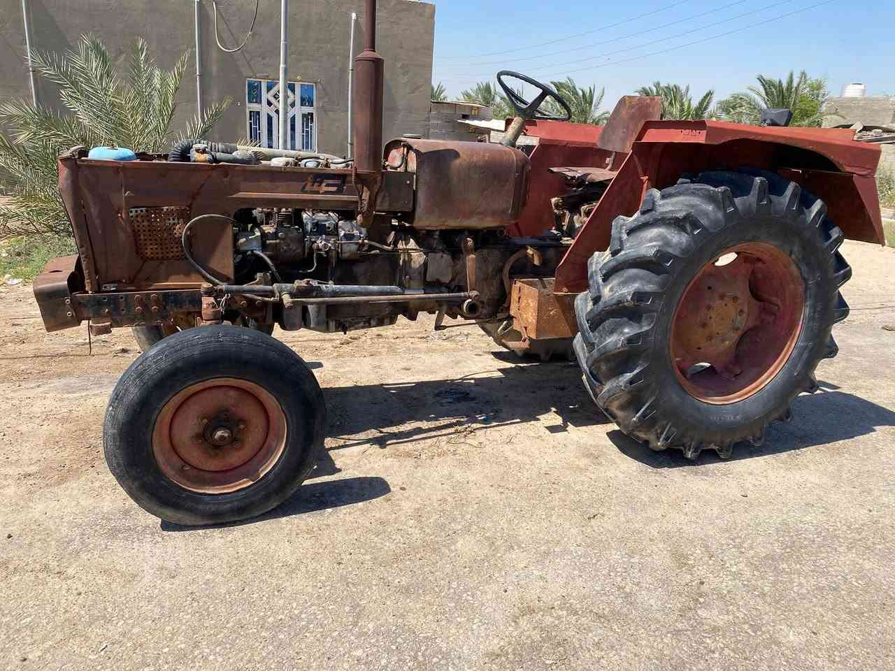 سلام عليكم  مكينه عنتر للبيع موديل 71 تواير
جديدات الورا والكدام نص عمر كهربائيات جاهزه محرك تجفيت جديد باور جهاز شغال مكينه جاهزه مابيها نقص برغي بنيد موجود فاتحه وضامه  الاتصال ع رقم ***********. مكان ميسان الكحلاء
