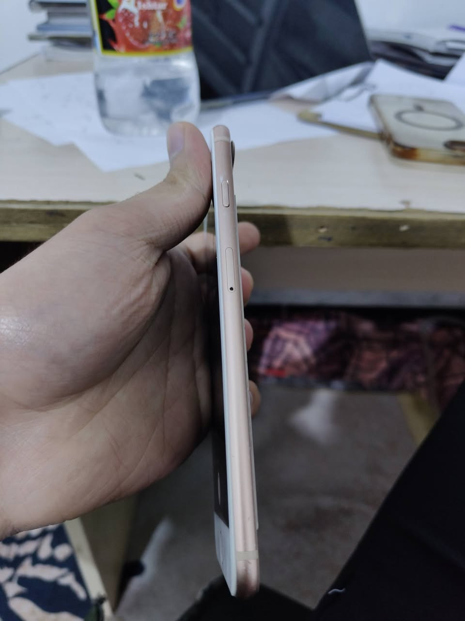 ايفون 8 بلص
مبدل شاشه نوعيه اصليه ضمان لا تعلك ولا تشمر
بطاريه مبدله 100 
ذاكره 256 
مبايل فقط بسبب تحديث وكفت كامراته الخلفيه والاماميه
بل برنامج مثل مازنجر تشتغل يعني الكامره الاصليه مال جهاز متفتح فقط بل تطبيقات الكامره الاماميه متفتح شلع
و الاقطه الفوك واكفه فقط 
الاقطعه الجوه تشتغل وطبيعية مخابرات صوت تكنيك ضمان سعر 50 قفلللللل  الي يعامل لا يراسل مكاني بغداد 
رقم ***********
