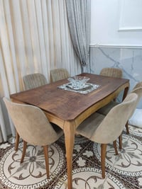 ميز طعام ٦ مقاعد نظيف جدا .. 07734274555 واتساب