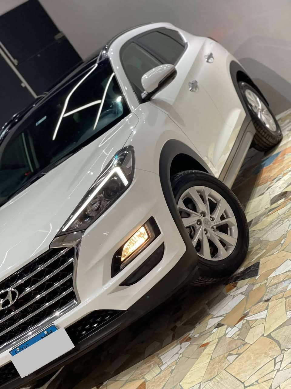 FOR SALE ‼️ 
Hyundai Tucson 2019 
فيس ليفت 
 66.000km 
صيانات توكيل بالفواتير 
فابريكه بالكامل بحاله الزيرو 
رخصه سنه 

للتواصل 📞:01551757717
متاح واتساب ✅️


**إذا كنت صاحب هذا الإعلان وتريد حذفه لأي سبب، رجاءا أرسل رسالة إلى الدعم الفني**