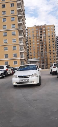 اوبترا للبيع موديل 2012 سياره بسمي سعر 80 وبيها مجال 07721739632 بغداد...