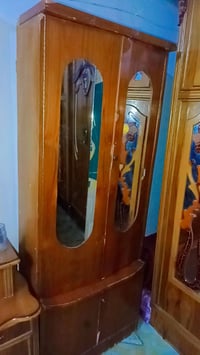 للبيع • خزائن