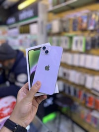 ايفون ١٤ بلاس📱( ايسم ) ذاكره ١٢٨ و بطاريته ٨٩٪؜ نظافة الجهاز✅✅مية بالم...