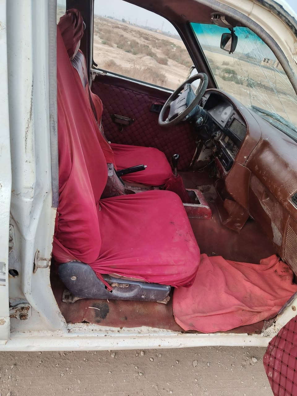 البيع شرط محرك وكير حداديه جديده  بلاش مديل 2007 سعر 900   مكان ناصريه         رقم ***********
