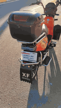 السلام عليكم
دراجه هارلي للبيع الدراجه موديل 25 البطاريات فول عالفحص 6 باتري الدراجه ماناقصها اي شي 
المواصفات 
بصمه تشغيل عن بعد 
تشغيل كارت 
السعر 600بي مجال للطيبين 
للاستفسار على الرقم ***********
