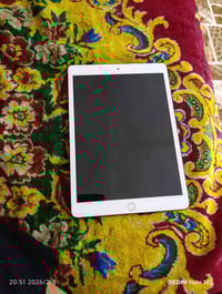 آيباد ٩ ٦٤ • نضافه • قفل