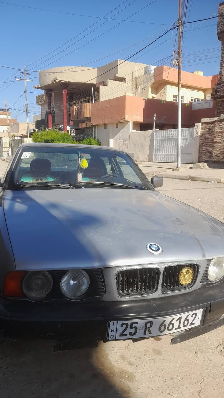 بي ام موديل 89رقم كركوك دولي بسمي محرك فل كير عادي صبغ عام السعر 37 وبيه مجال


**إذا كنت صاحب هذا الإعلان وتريد حذفه لأي سبب، رجاءا أرسل رسالة إلى الدعم الفني**