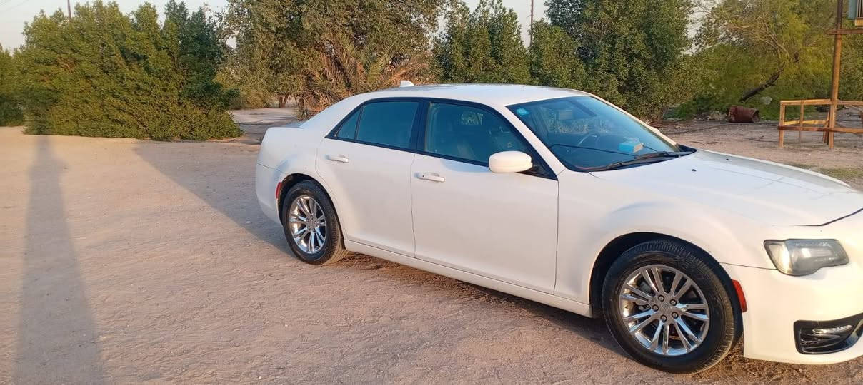 اوباما موديل2020 اصل محرك3و600 بيها ضربه بجاملق فقط
مكينه وكير كفاله  ماشيه260كيلو مداخله بخط ولامشتقله
عنوان بصره زبير *********** السعر225
