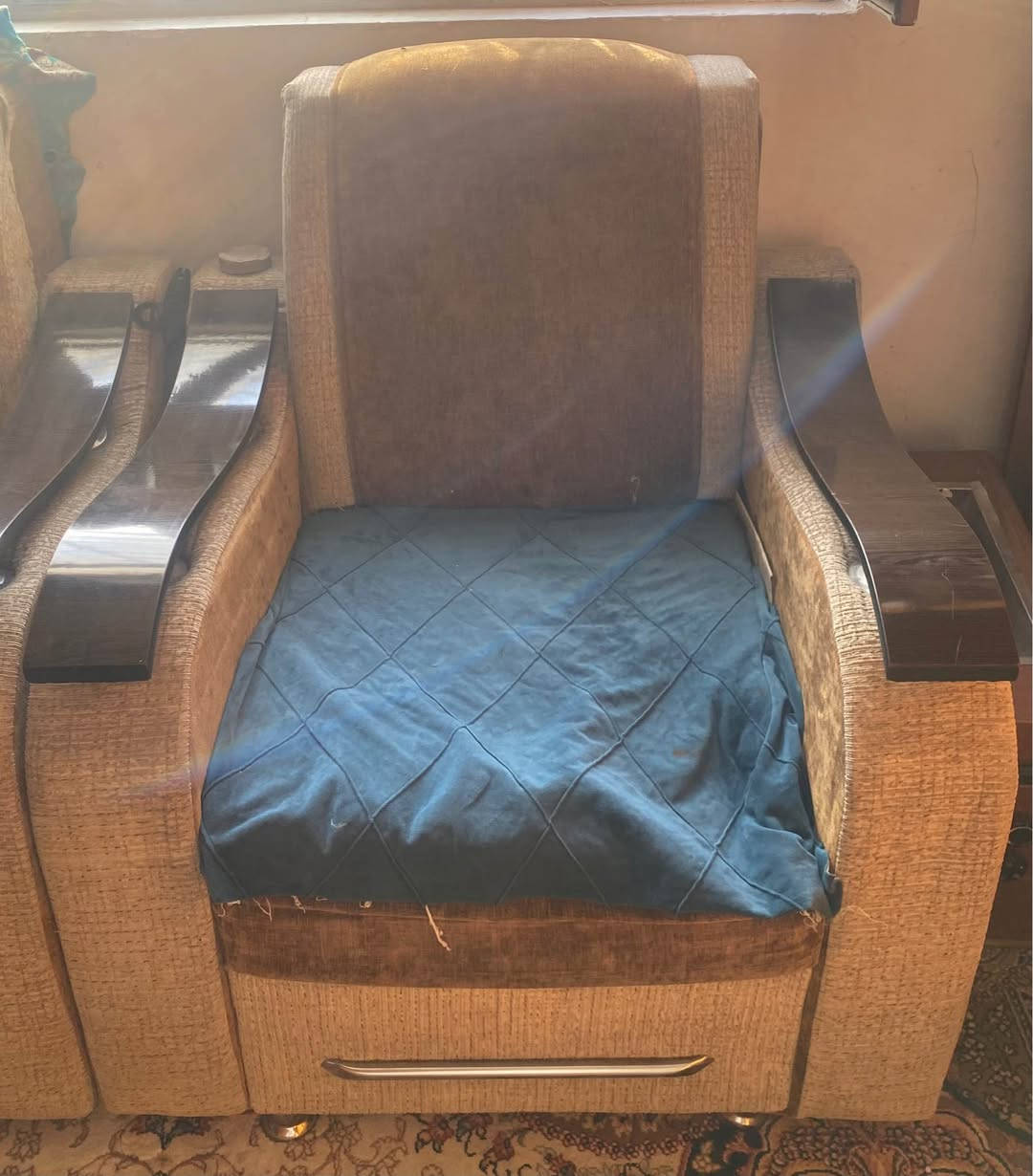 تخم قنفات تصميم تركي 10 نفرات:
- احادي عدد 2
- ثناني عدد 1
- ثلاثي عدد 2
- السعر: 250,000 دينار عراقي
- المكان: النجف النجف, العراق


**إذا كنت صاحب هذا الإعلان وتريد حذفه لأي سبب، رجاءا أرسل رسالة إلى الدعم الفني**